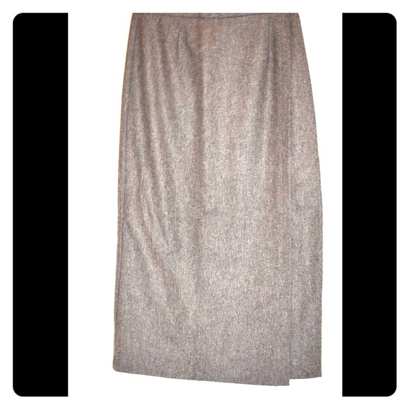 Requirements long wool gray skirt - Picture 1 of 5